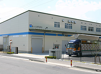 Mineral Water Business Division(Azumino Factory)